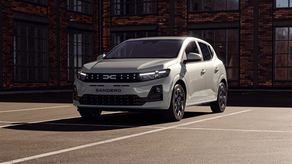 Harmonious front end - Dacia Sandero