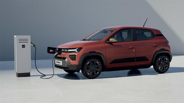 Dacia Spring - borne de recharge rapide